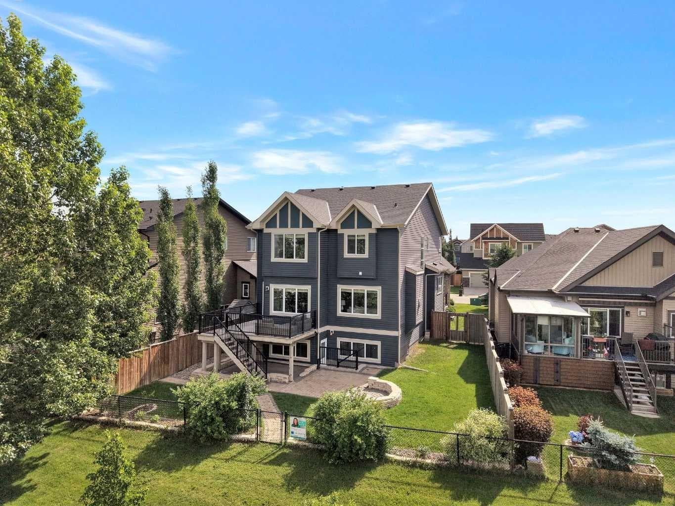 83 Ravenscroft Close SE