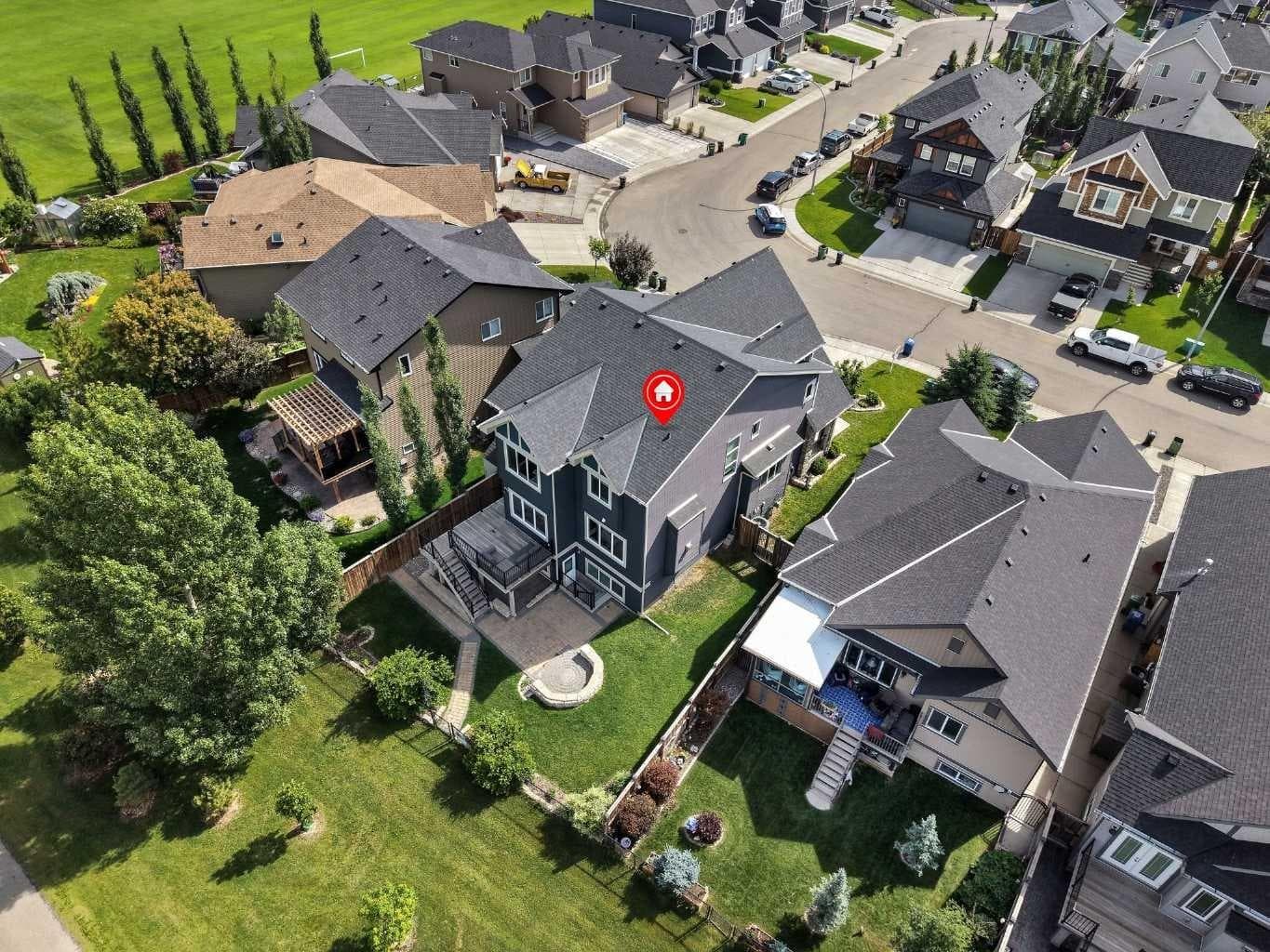 83 Ravenscroft Close SE