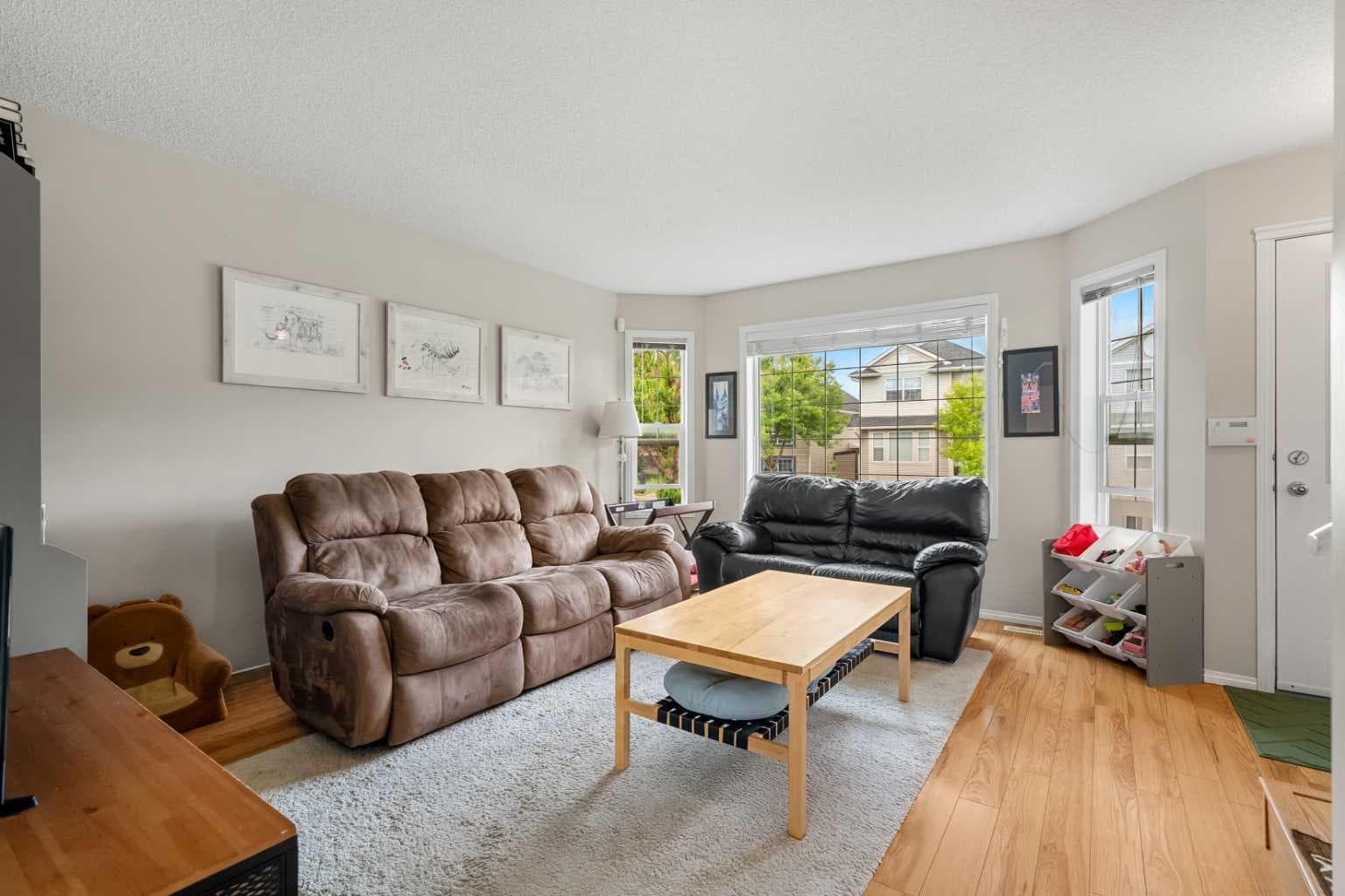 172 Citadel Bluff Close NW