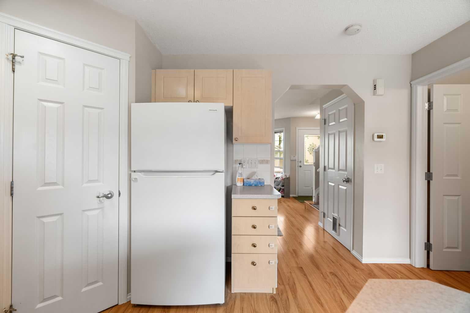 172 Citadel Bluff Close NW