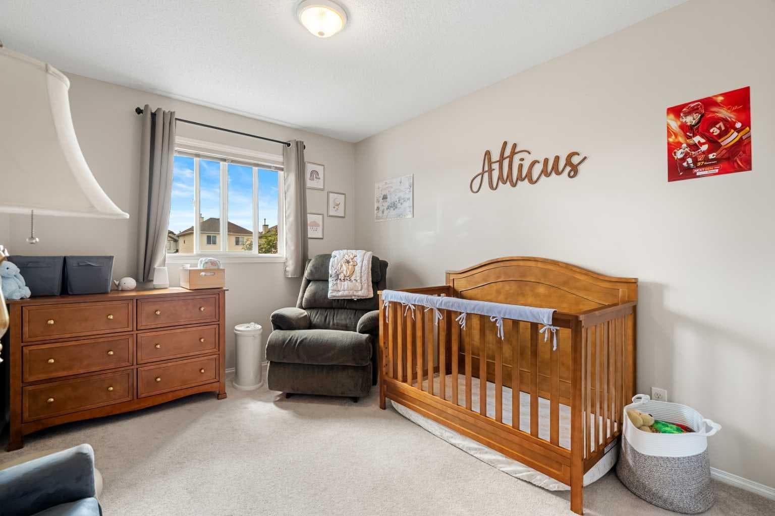 172 Citadel Bluff Close NW