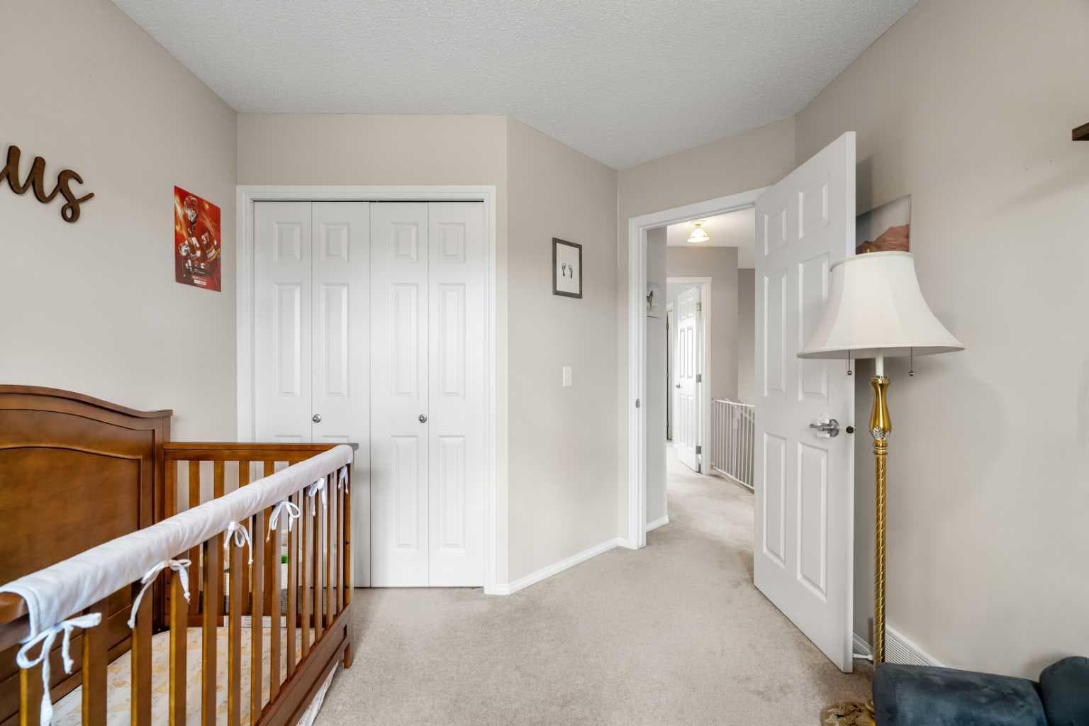172 Citadel Bluff Close NW
