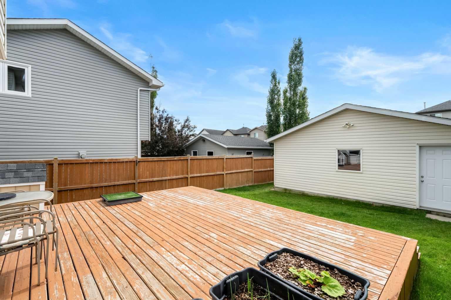 172 Citadel Bluff Close NW