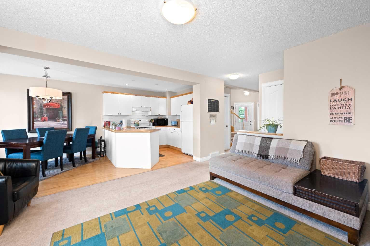 40 hidden Point NW