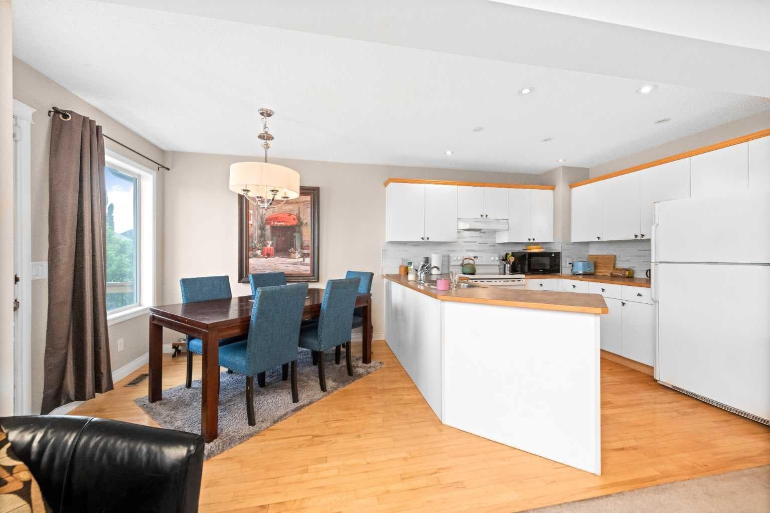 40 hidden Point NW