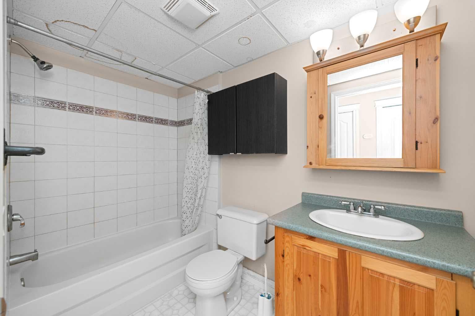 40 hidden Point NW