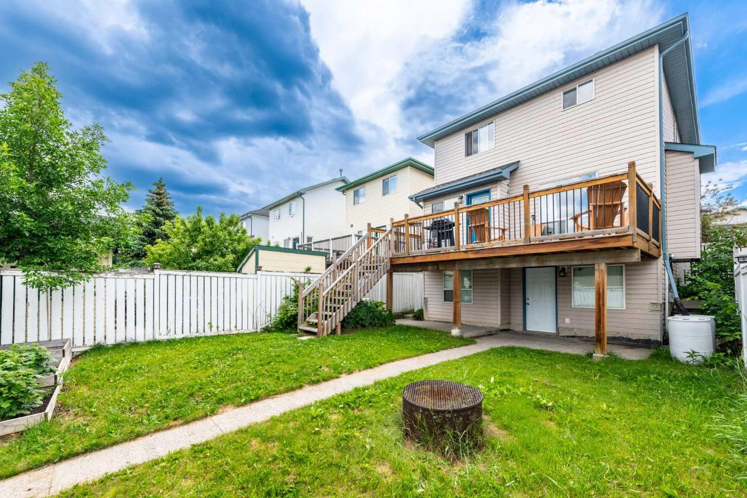 40 hidden Point NW