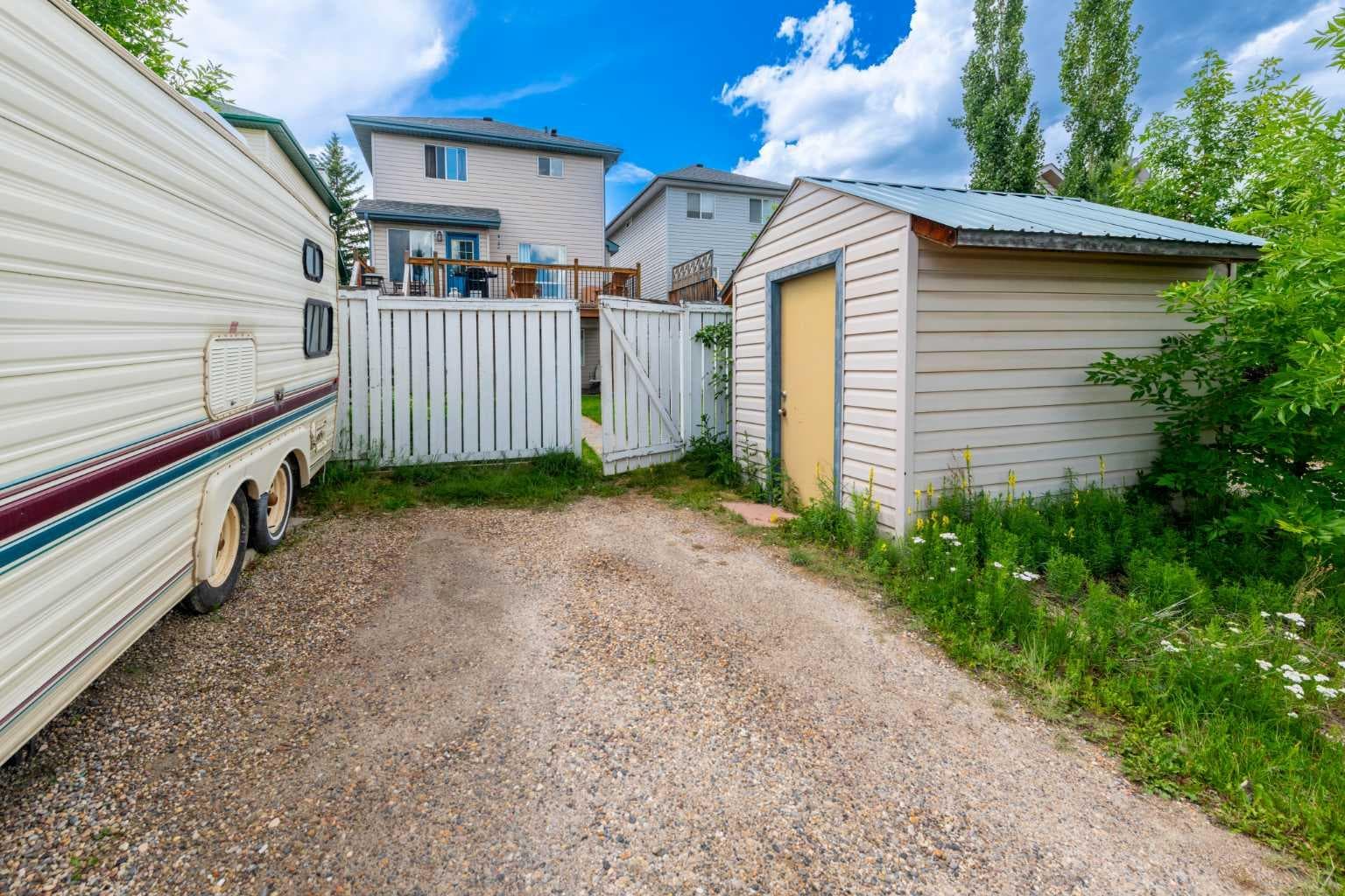 40 hidden Point NW