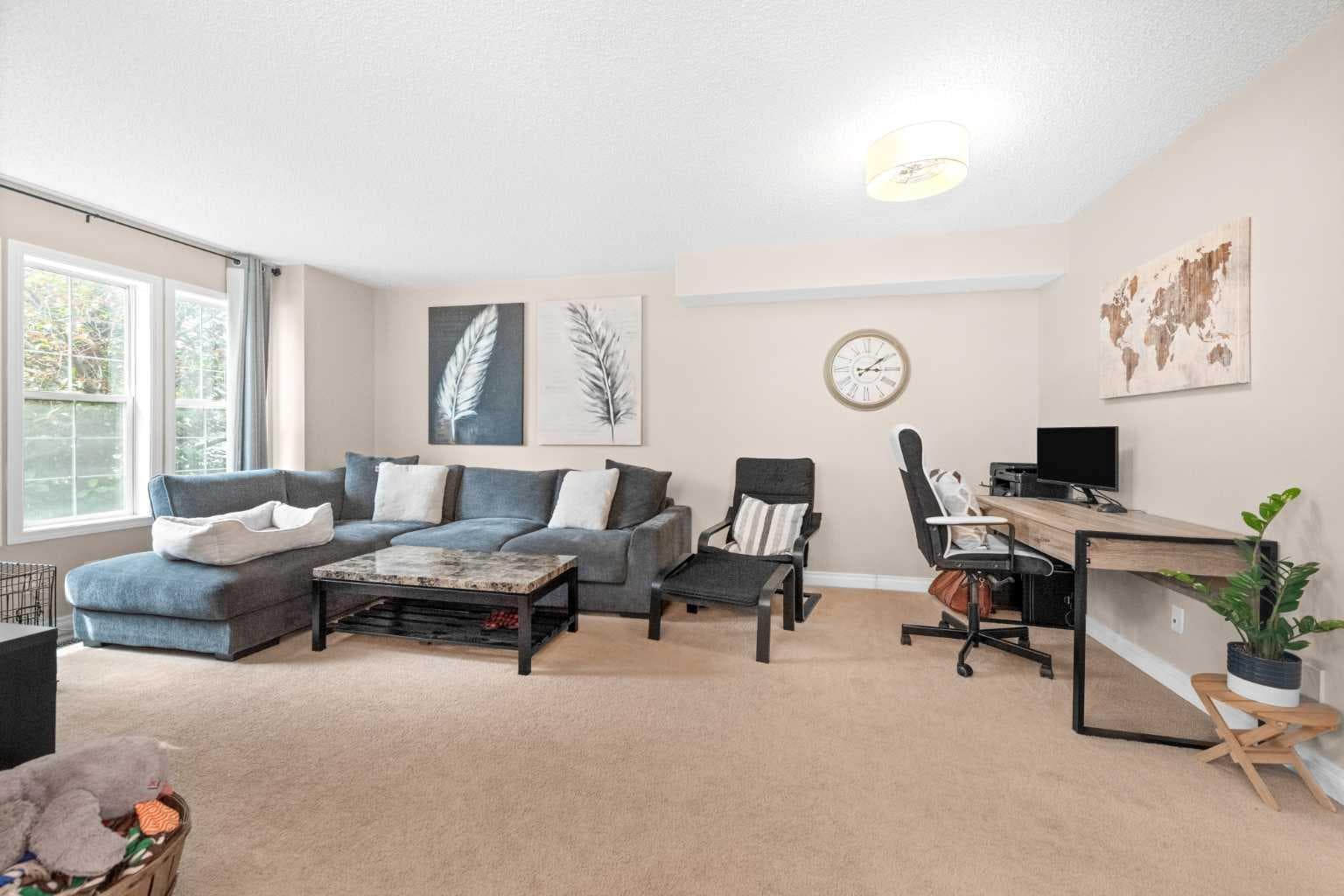 40 hidden Point NW