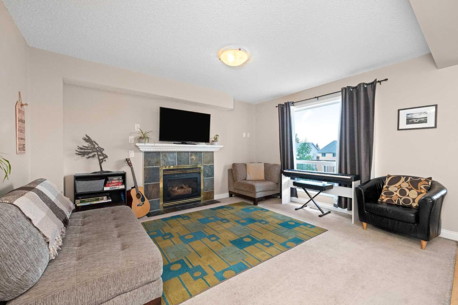 40 hidden Point NW