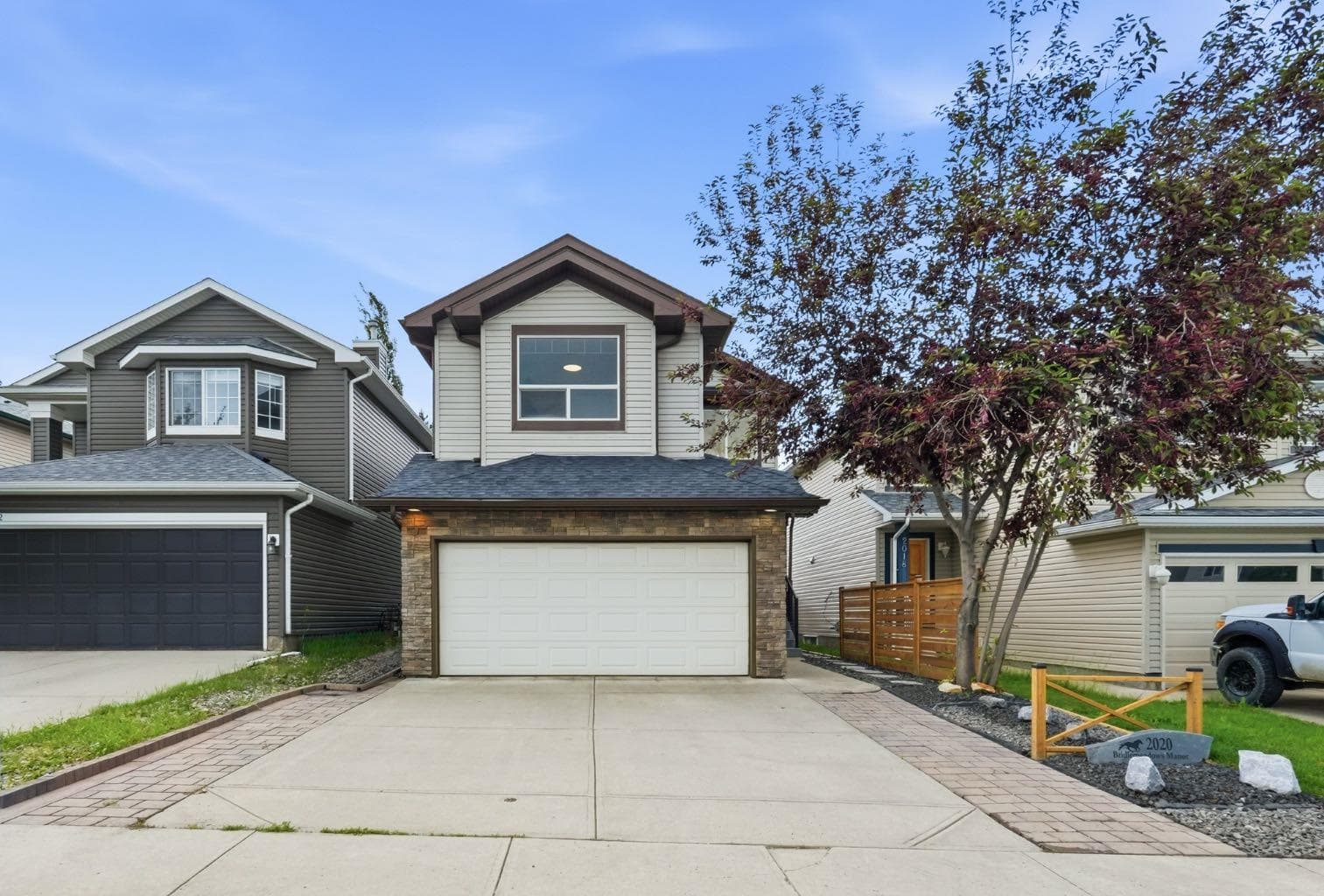 2020 Bridlemeadows Manor SW