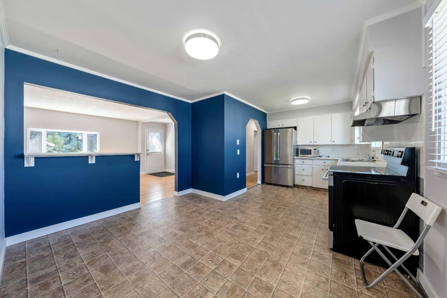 629 Agate Crescent SE