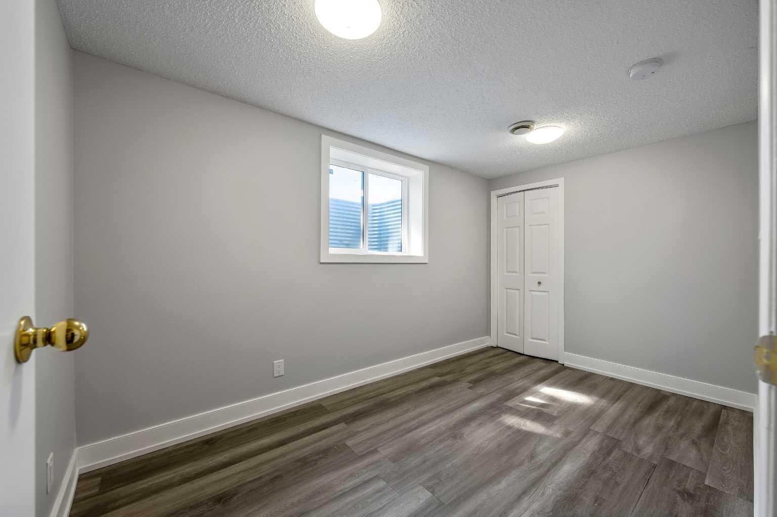 629 Agate Crescent SE