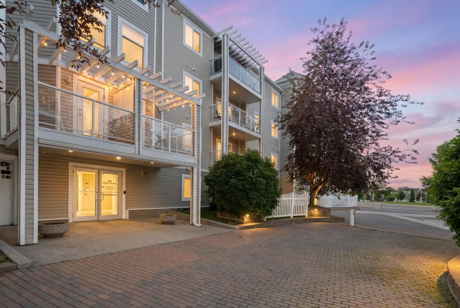 409, 290 Shawville Way SE