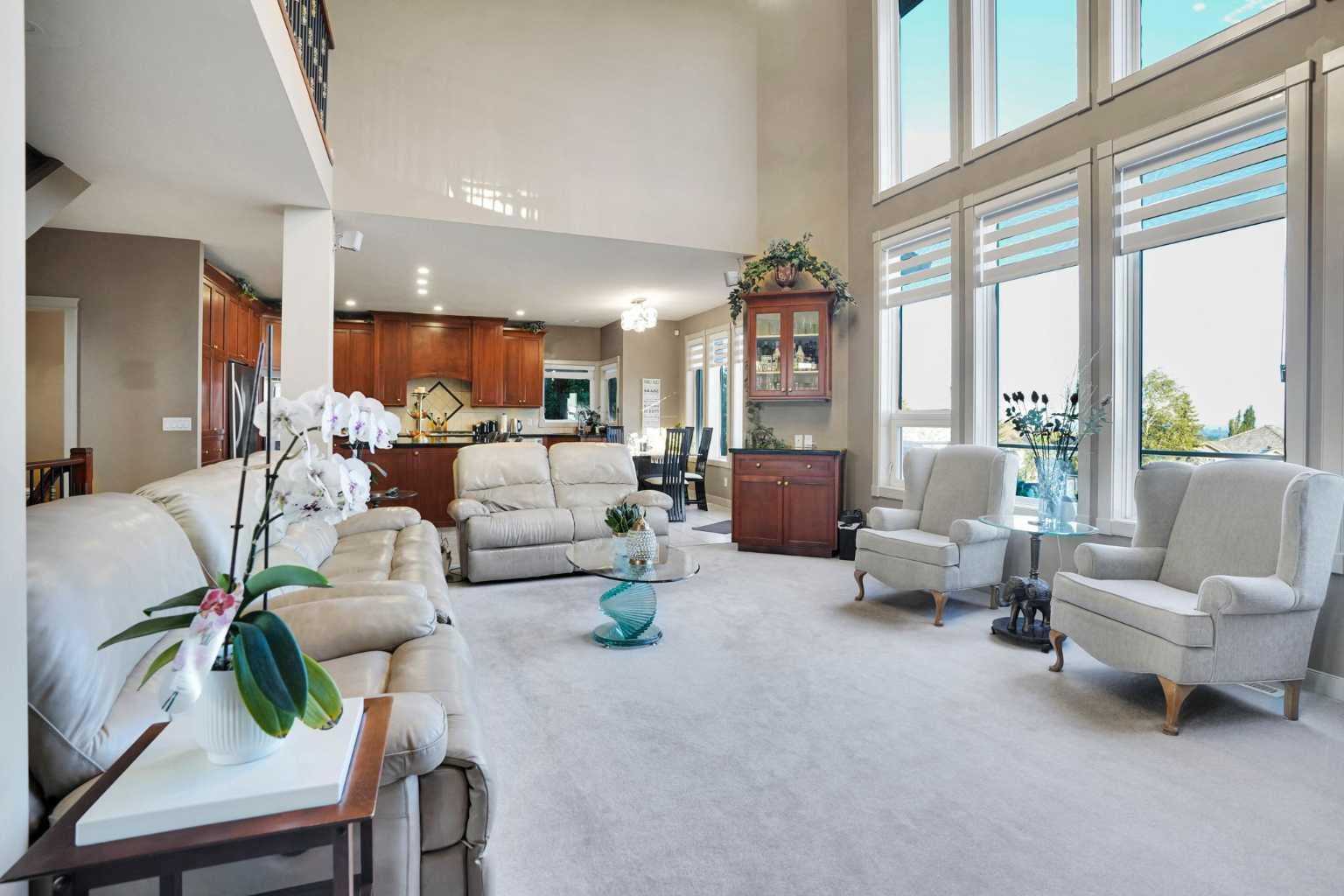 99 Arbour Vista Road NW