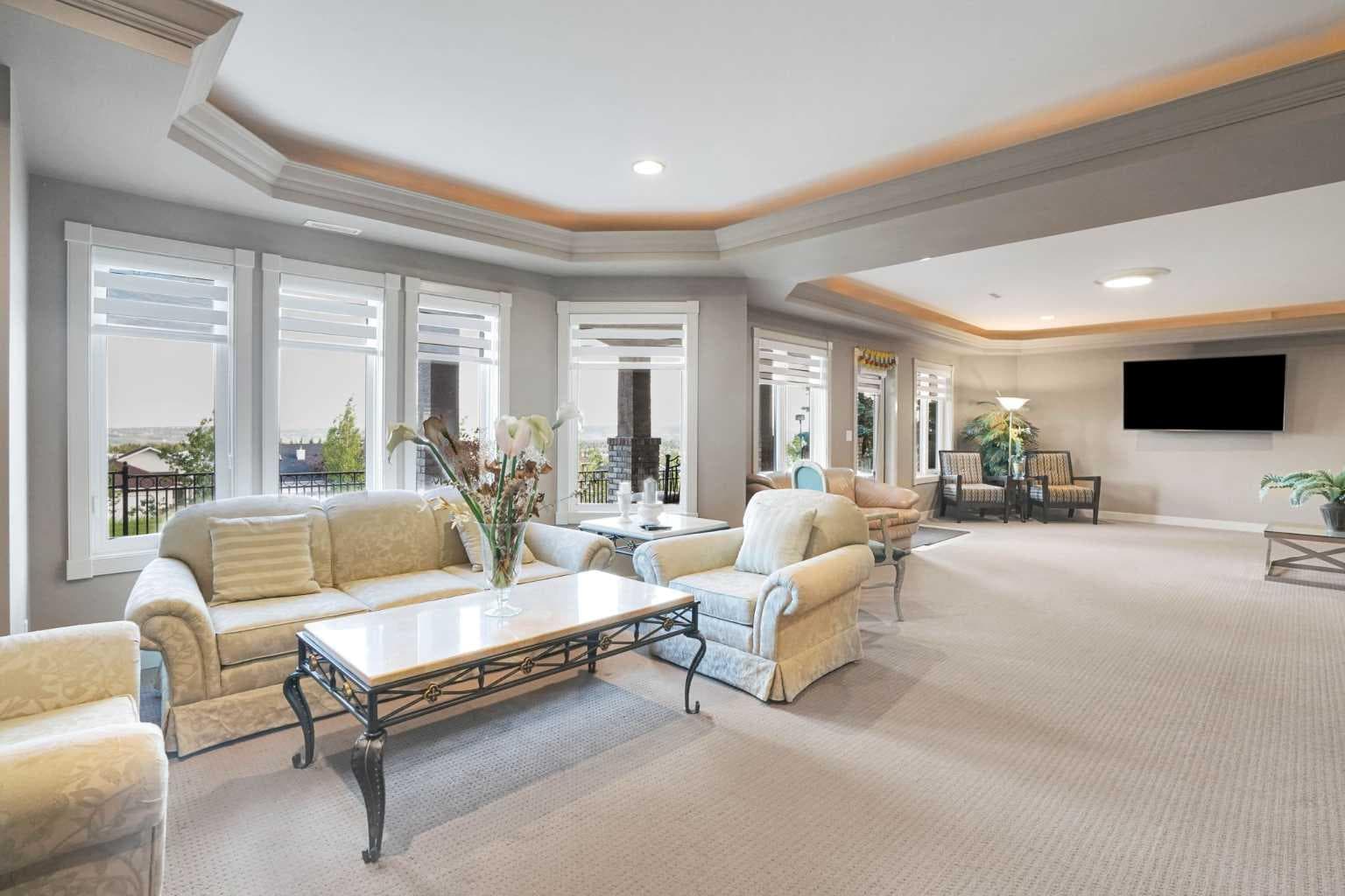 99 Arbour Vista Road NW