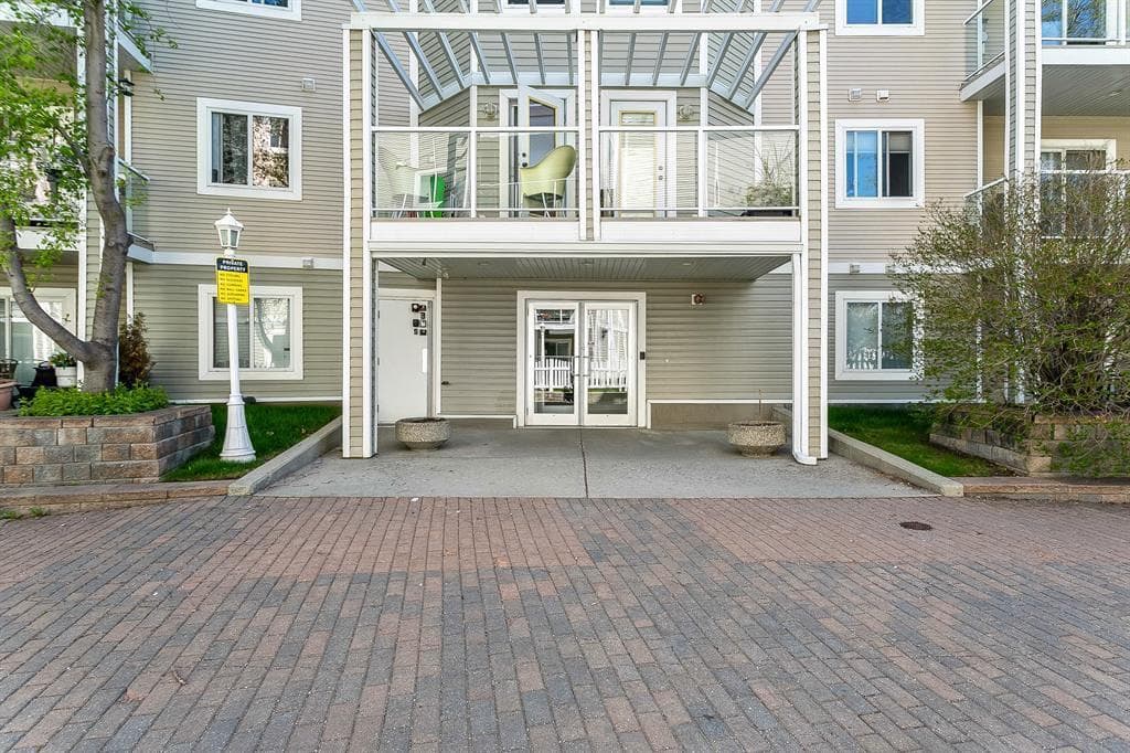 305, 290 Shawville Way SE