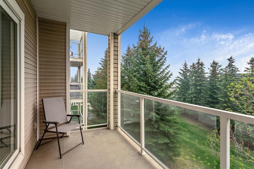 305, 290 Shawville Way SE