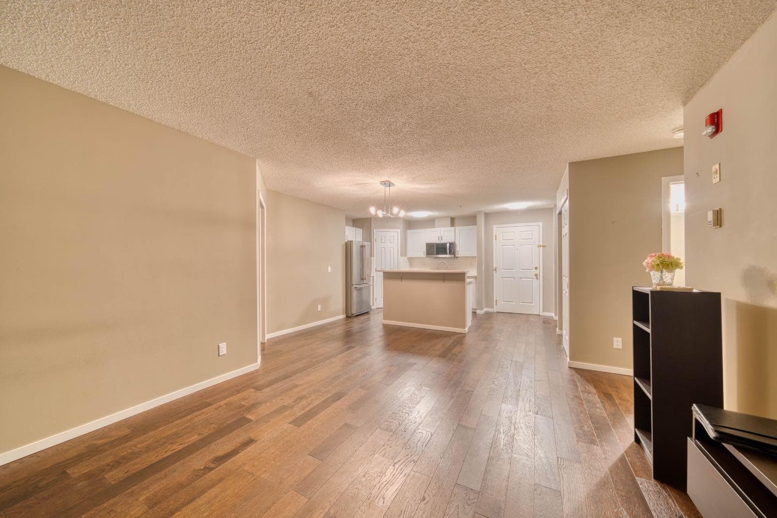305, 290 Shawville Way SE
