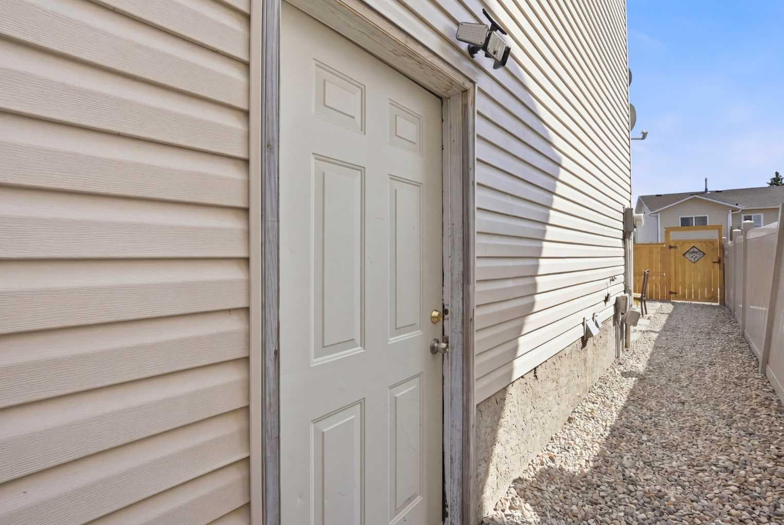 65 Falmere Way NE