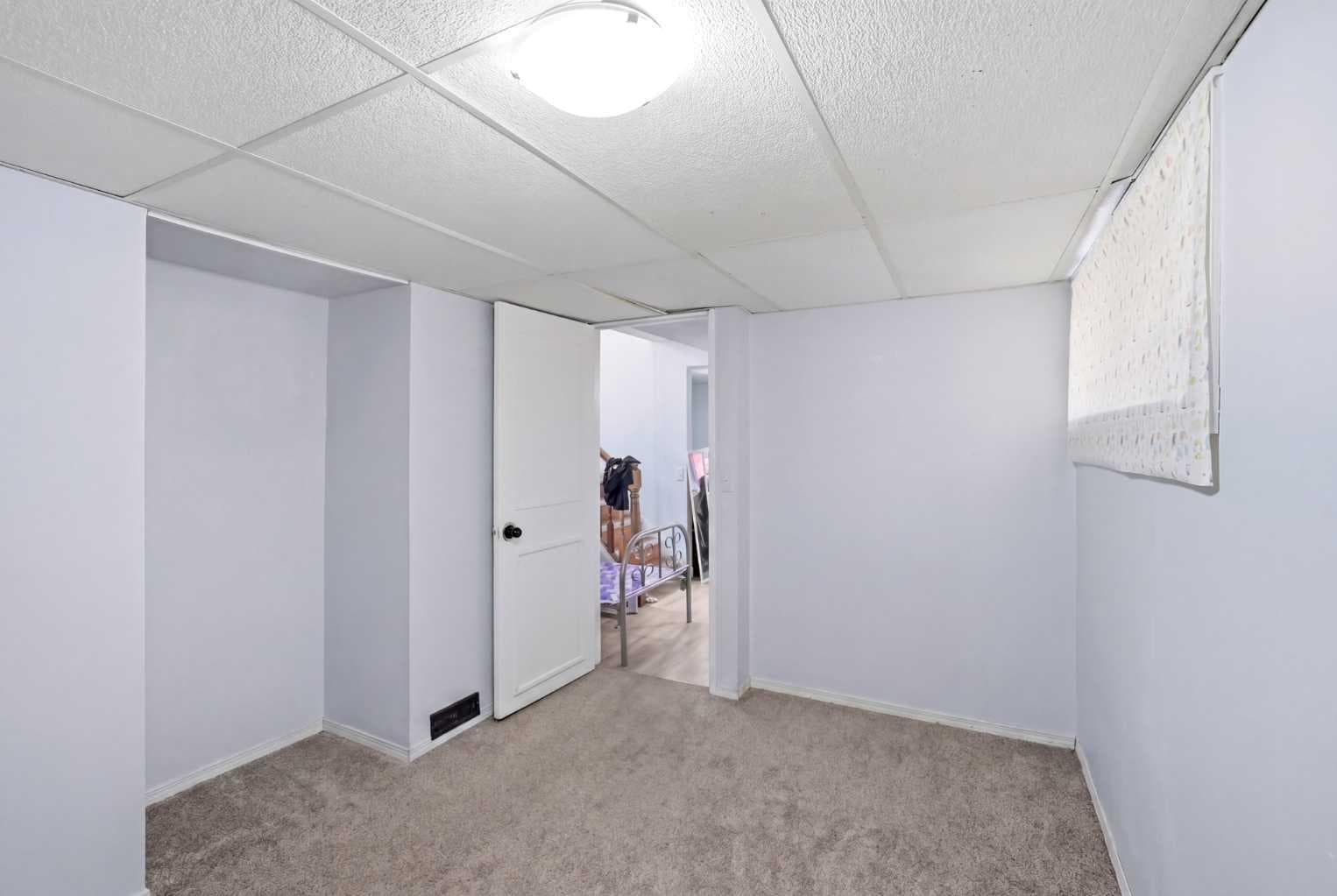 65 Falmere Way NE
