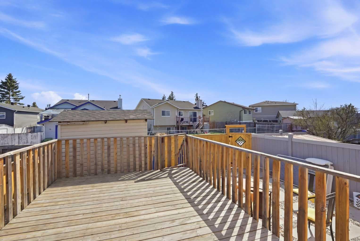 65 Falmere Way NE