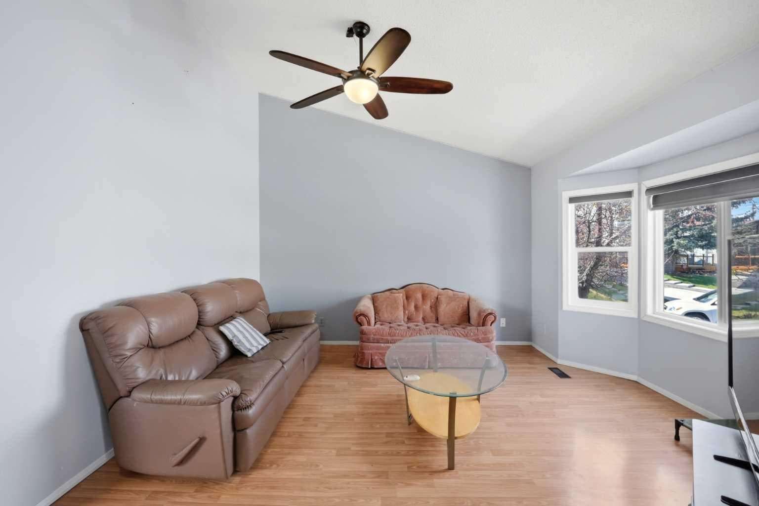65 Falmere Way NE