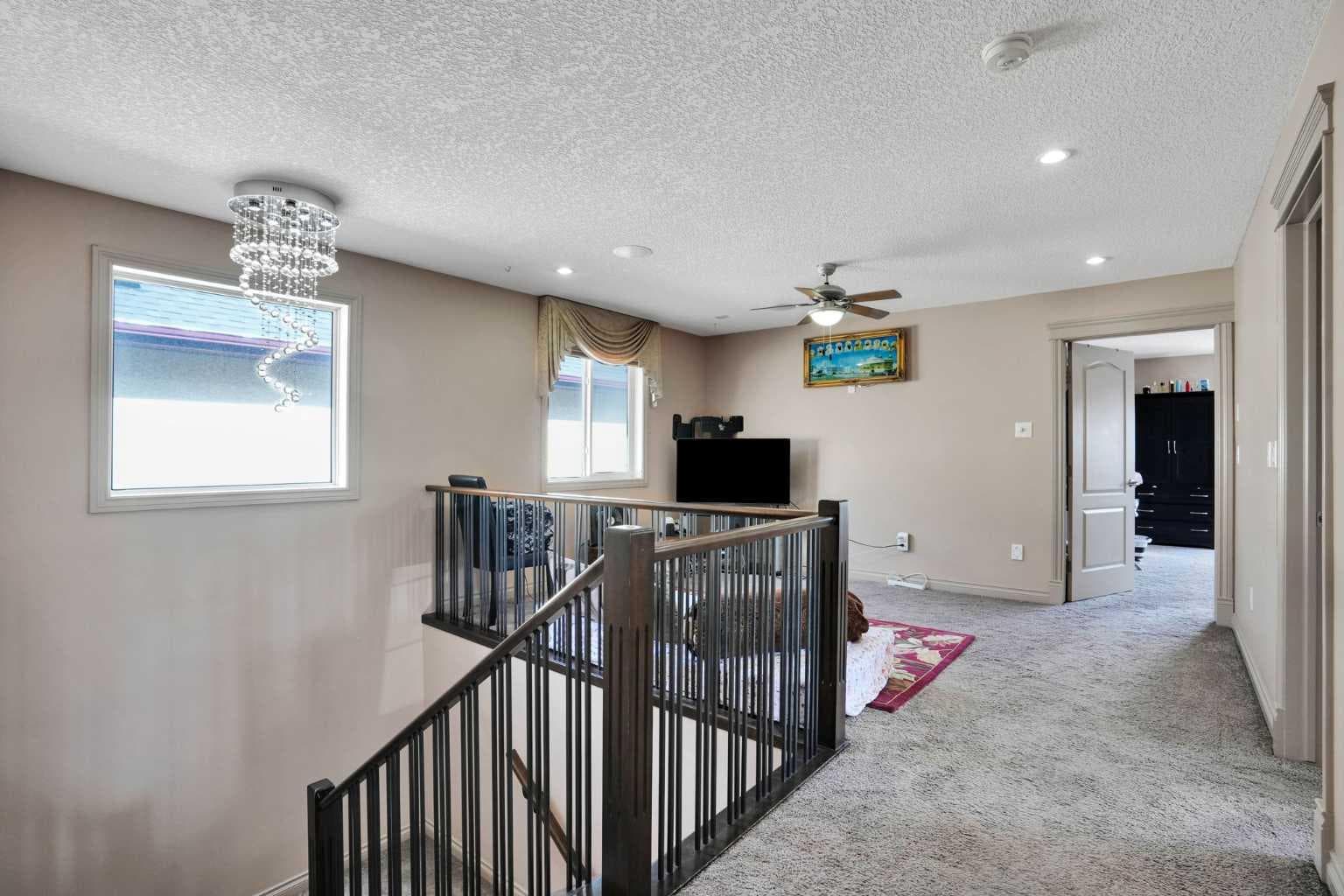 332 Saddlemont Boulevard NE