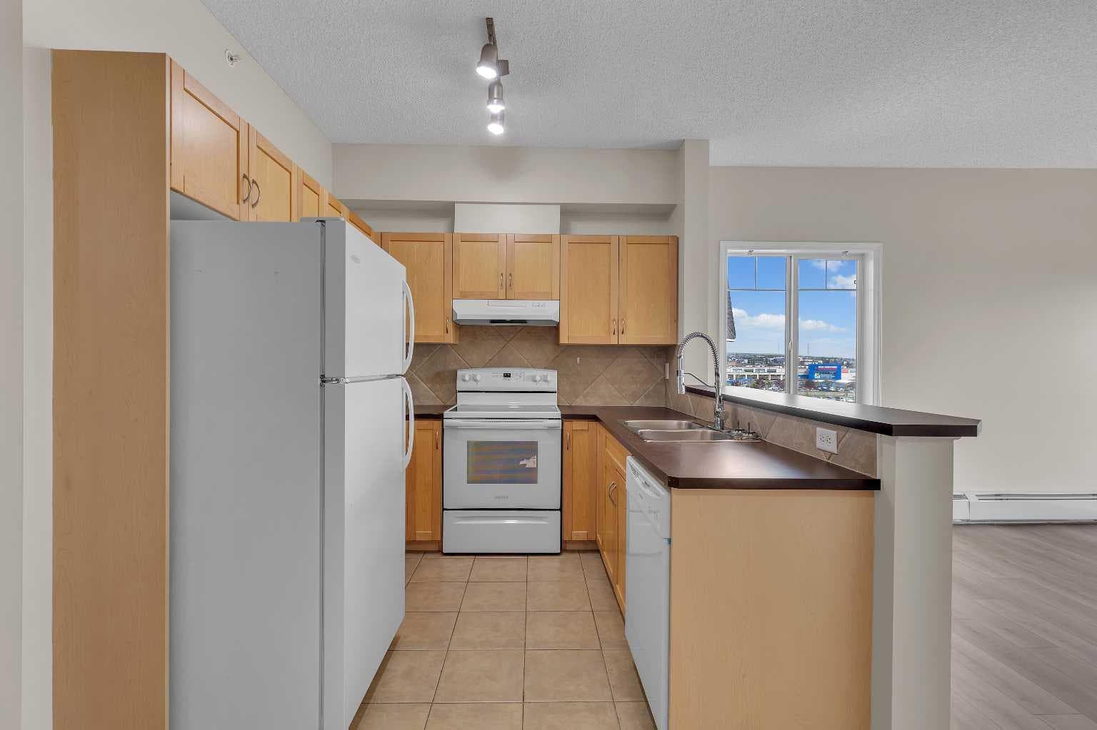 6307, 70 Panamount Drive NW