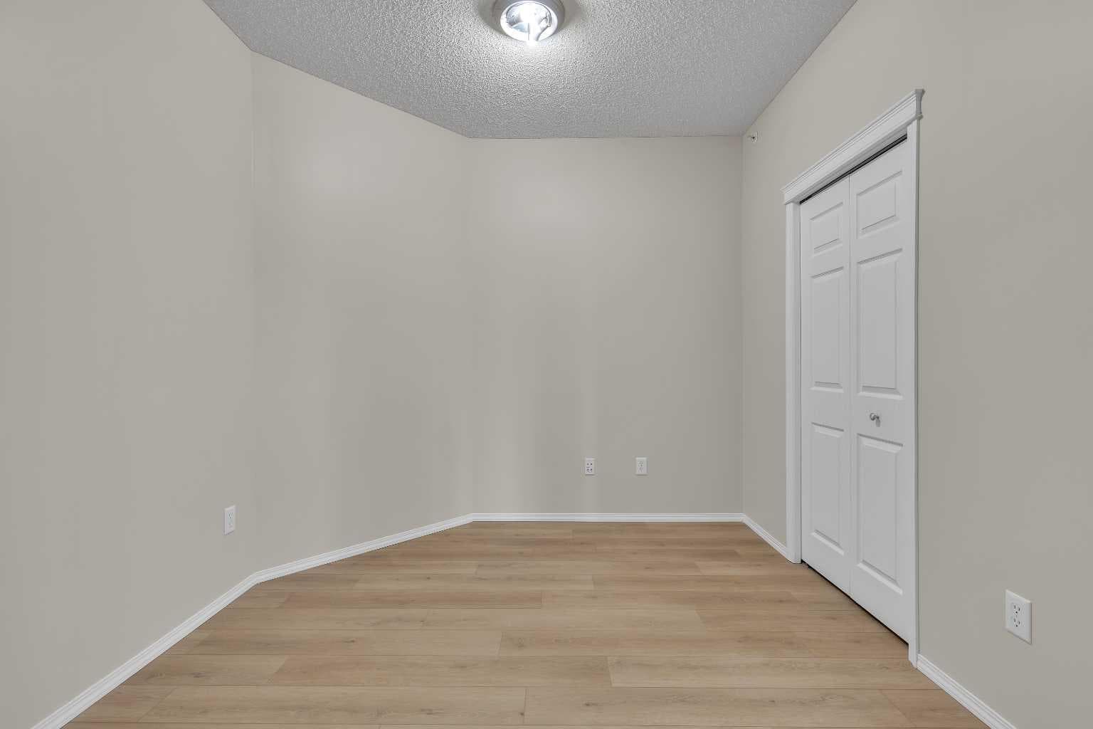 6307, 70 Panamount Drive NW