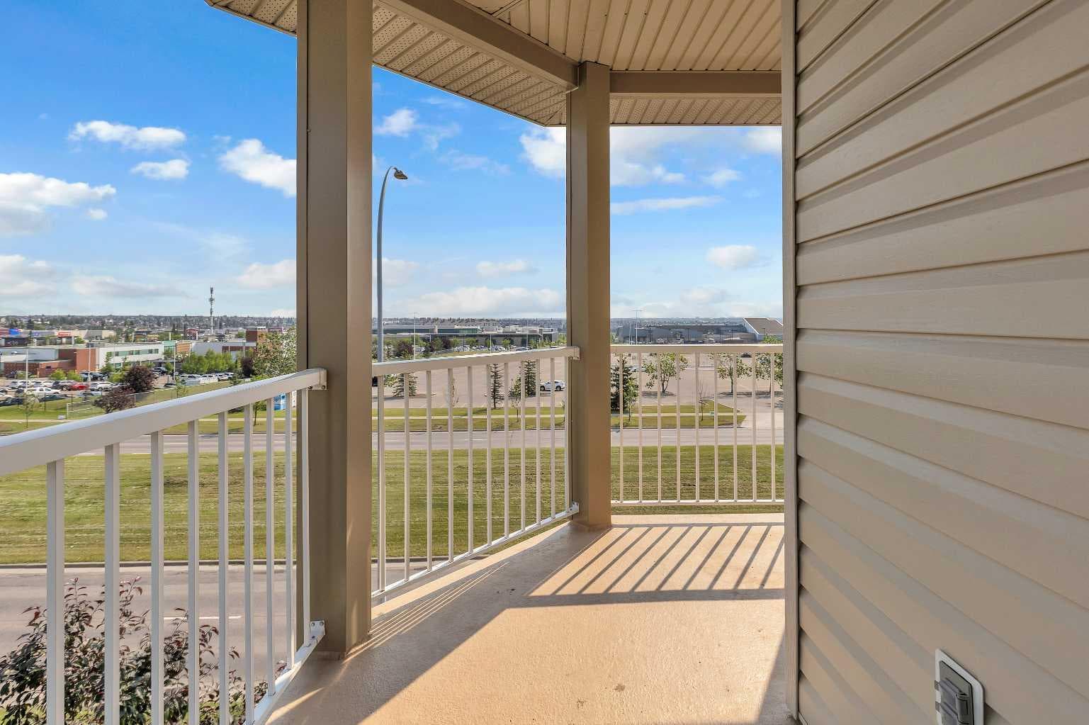6307, 70 Panamount Drive NW