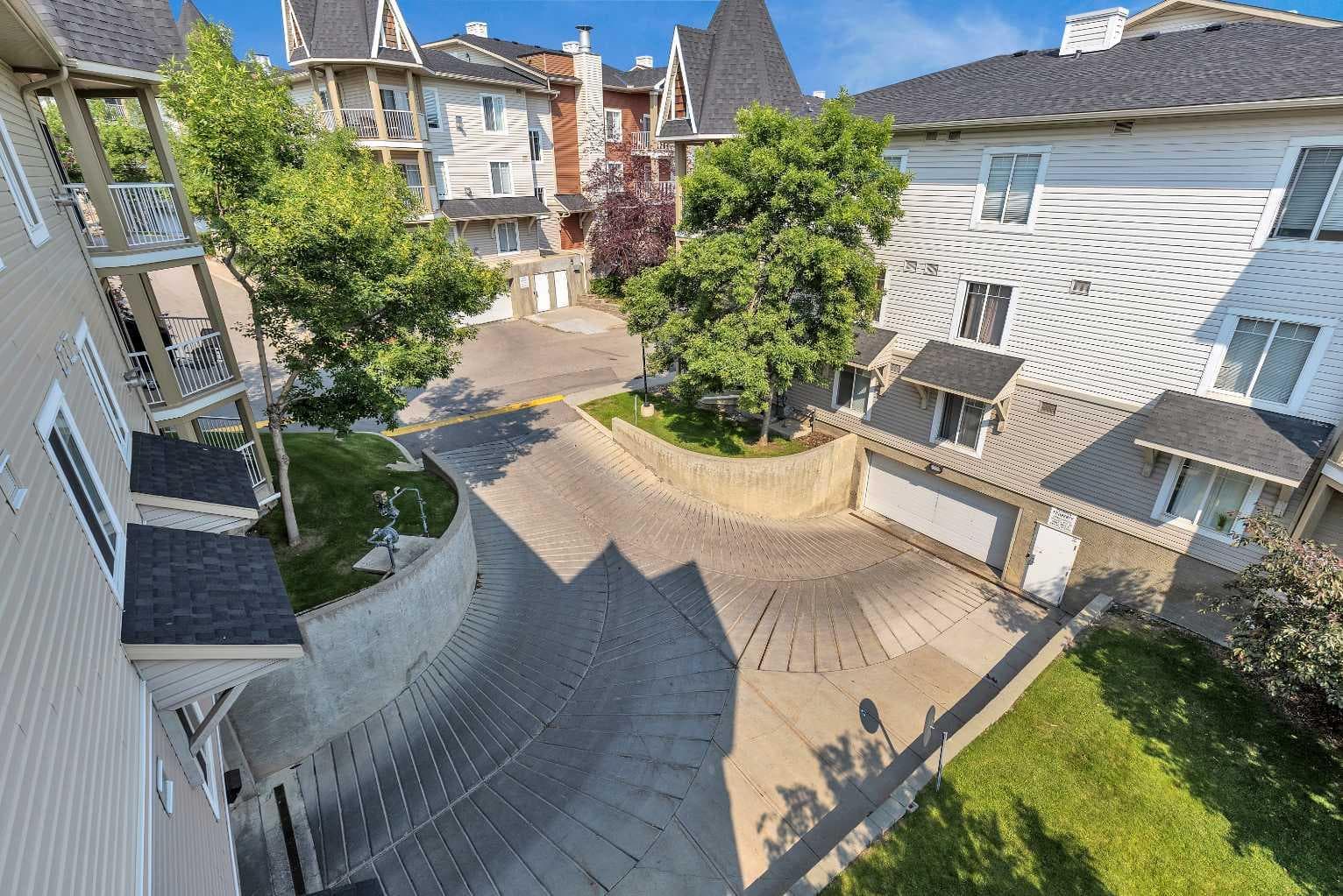 6307, 70 Panamount Drive NW