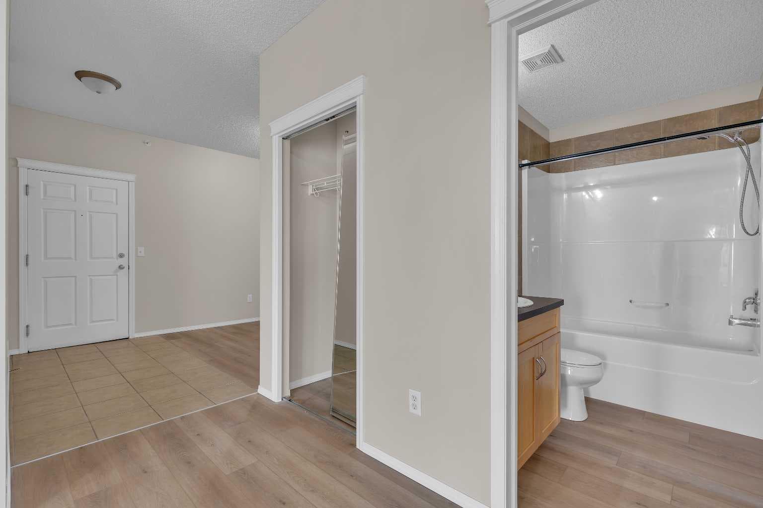 6307, 70 Panamount Drive NW