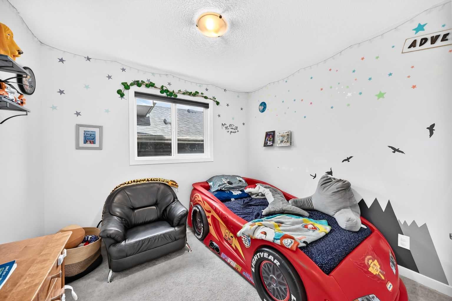 16 Sunrise Crescent 