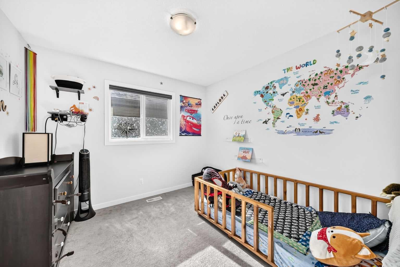 16 Sunrise Crescent 