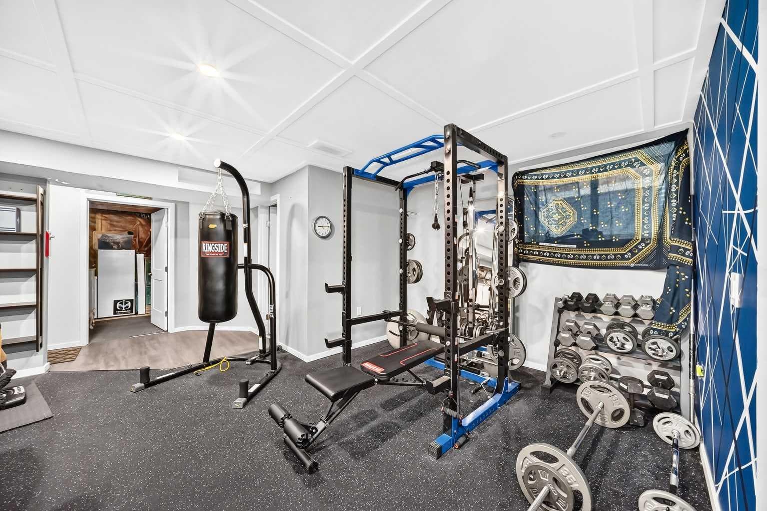 16 Sunrise Crescent 