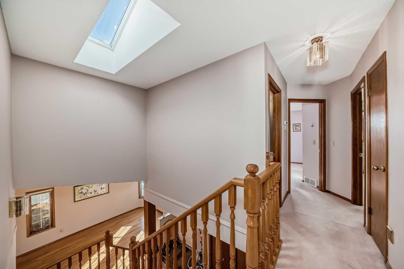 183 Christie Park Hill SW
