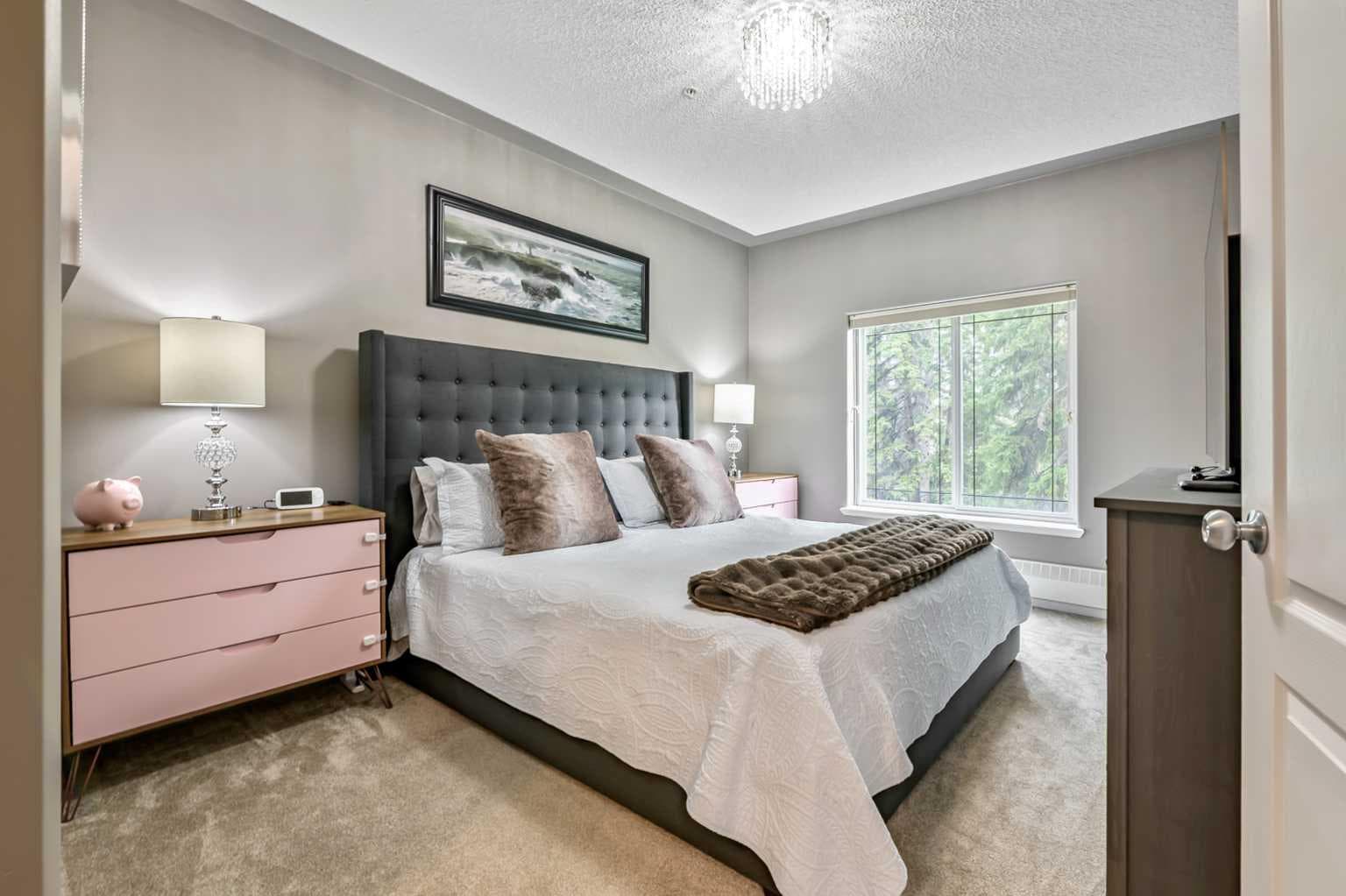 233, 20 Discovery Ridge Close SW