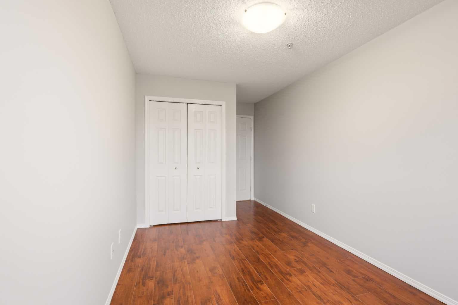 2323, 700 Willowbrook Road NW