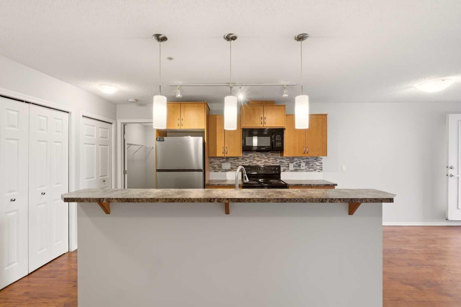 2323, 700 Willowbrook Road NW