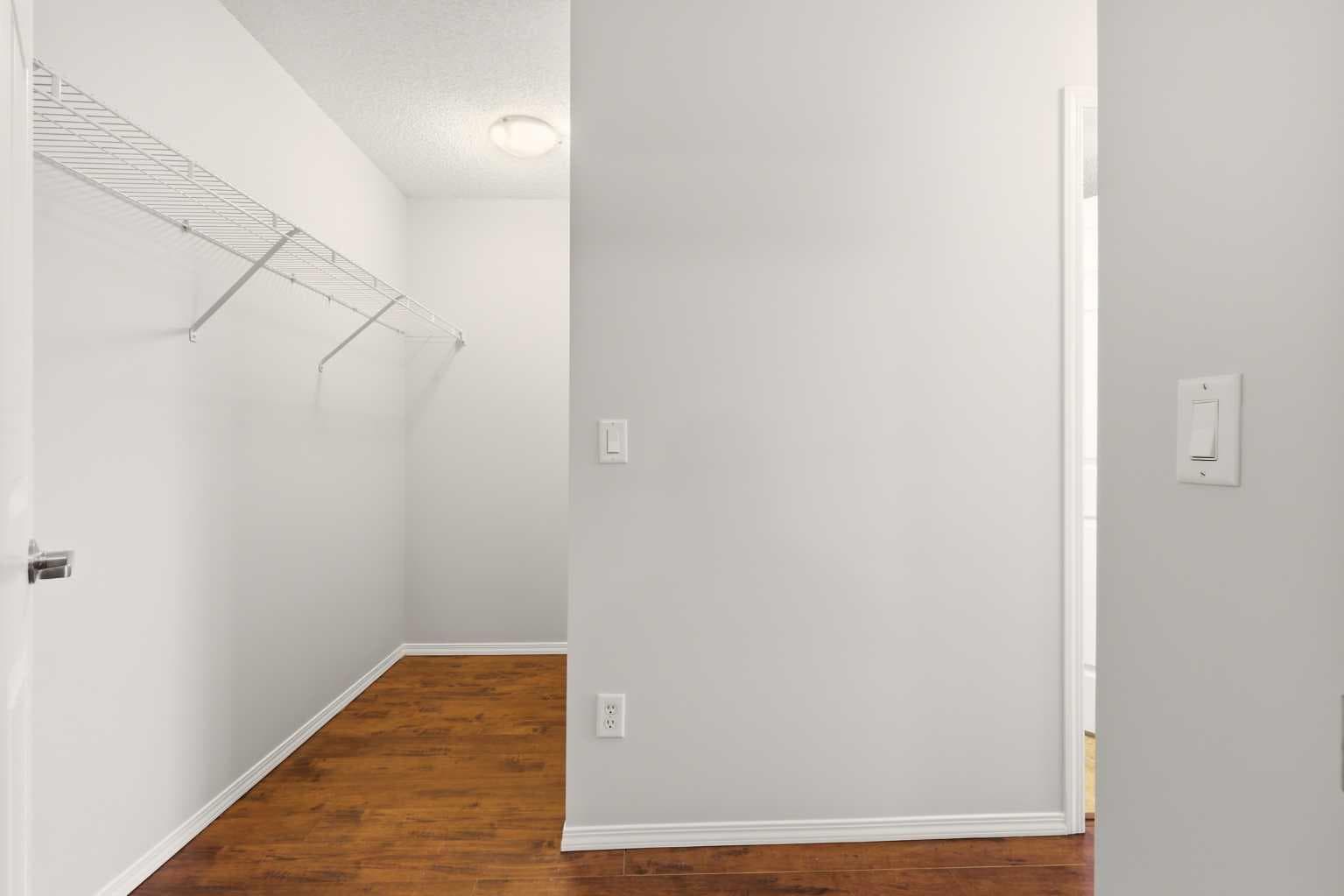 2323, 700 Willowbrook Road NW