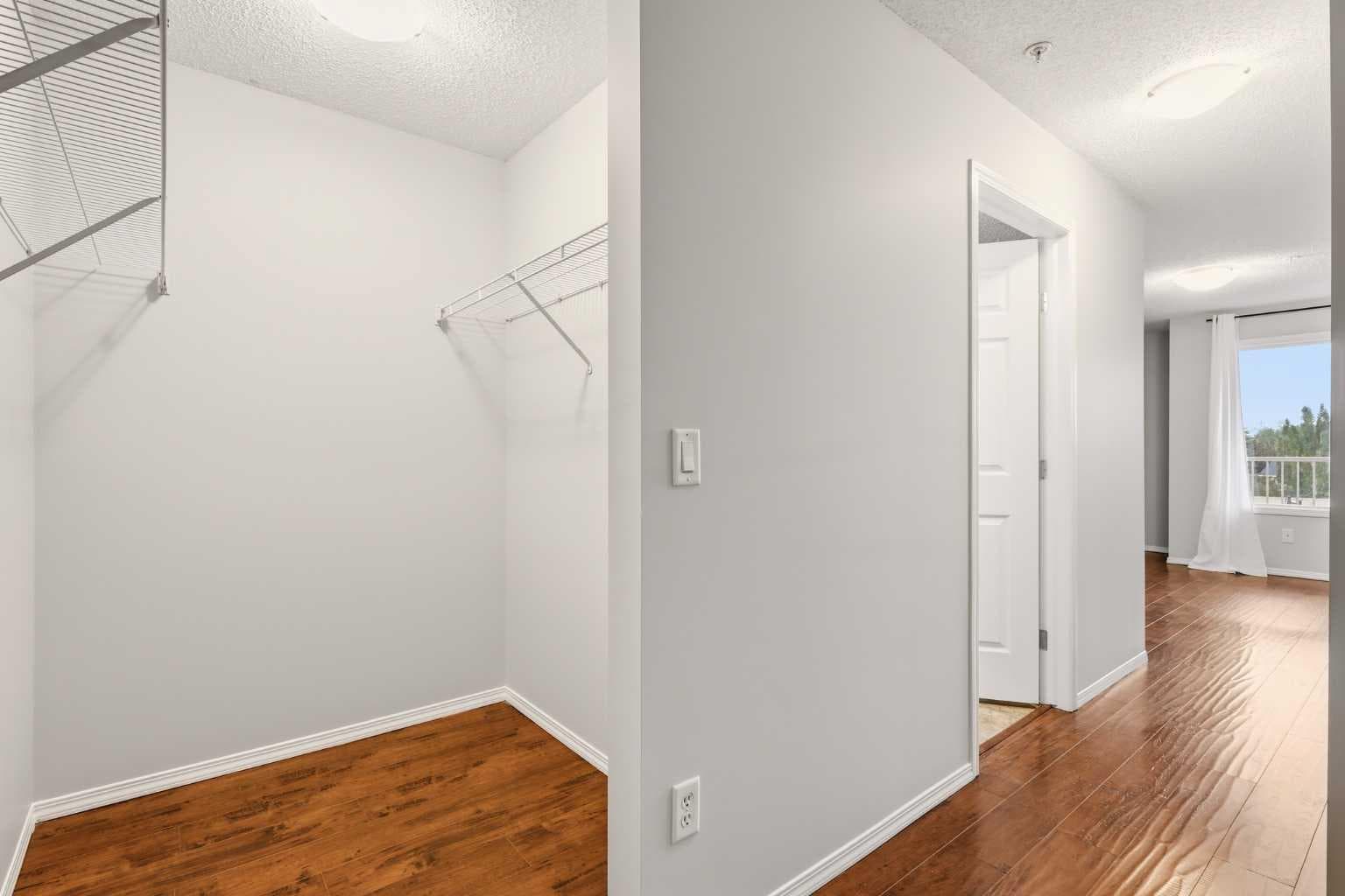 2323, 700 Willowbrook Road NW