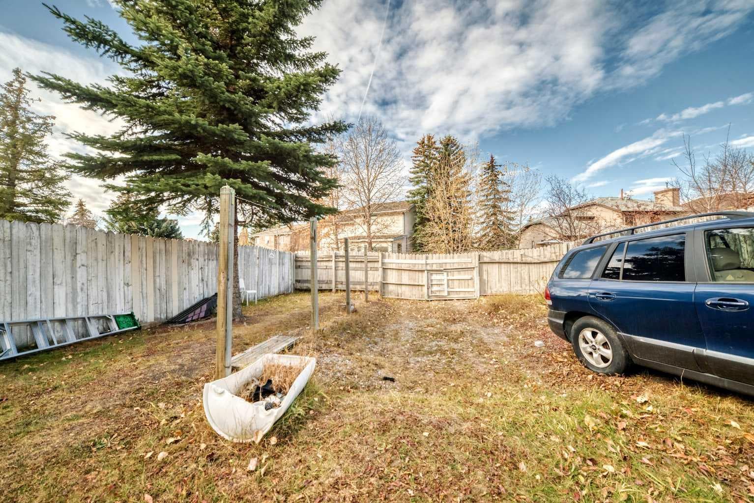 179 Hawkwood Boulevard NW