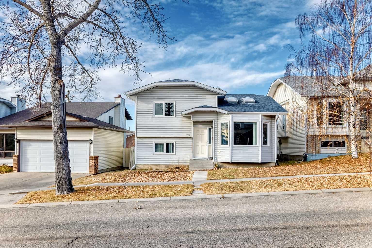 179 Hawkwood Boulevard NW