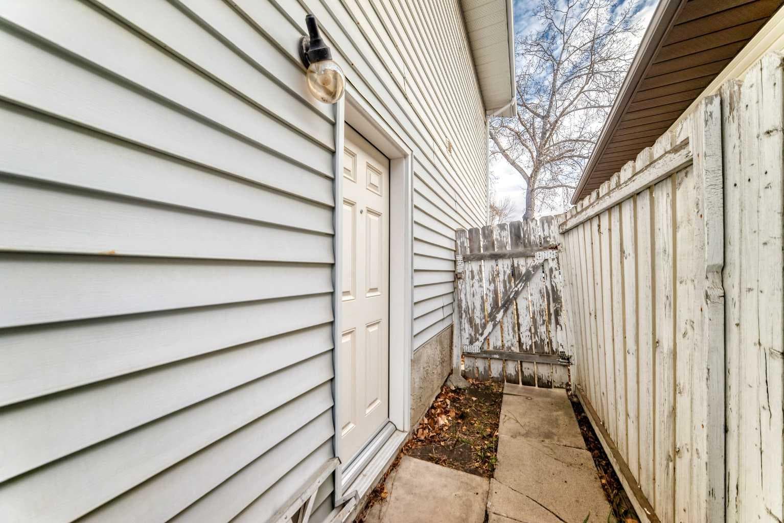 179 Hawkwood Boulevard NW