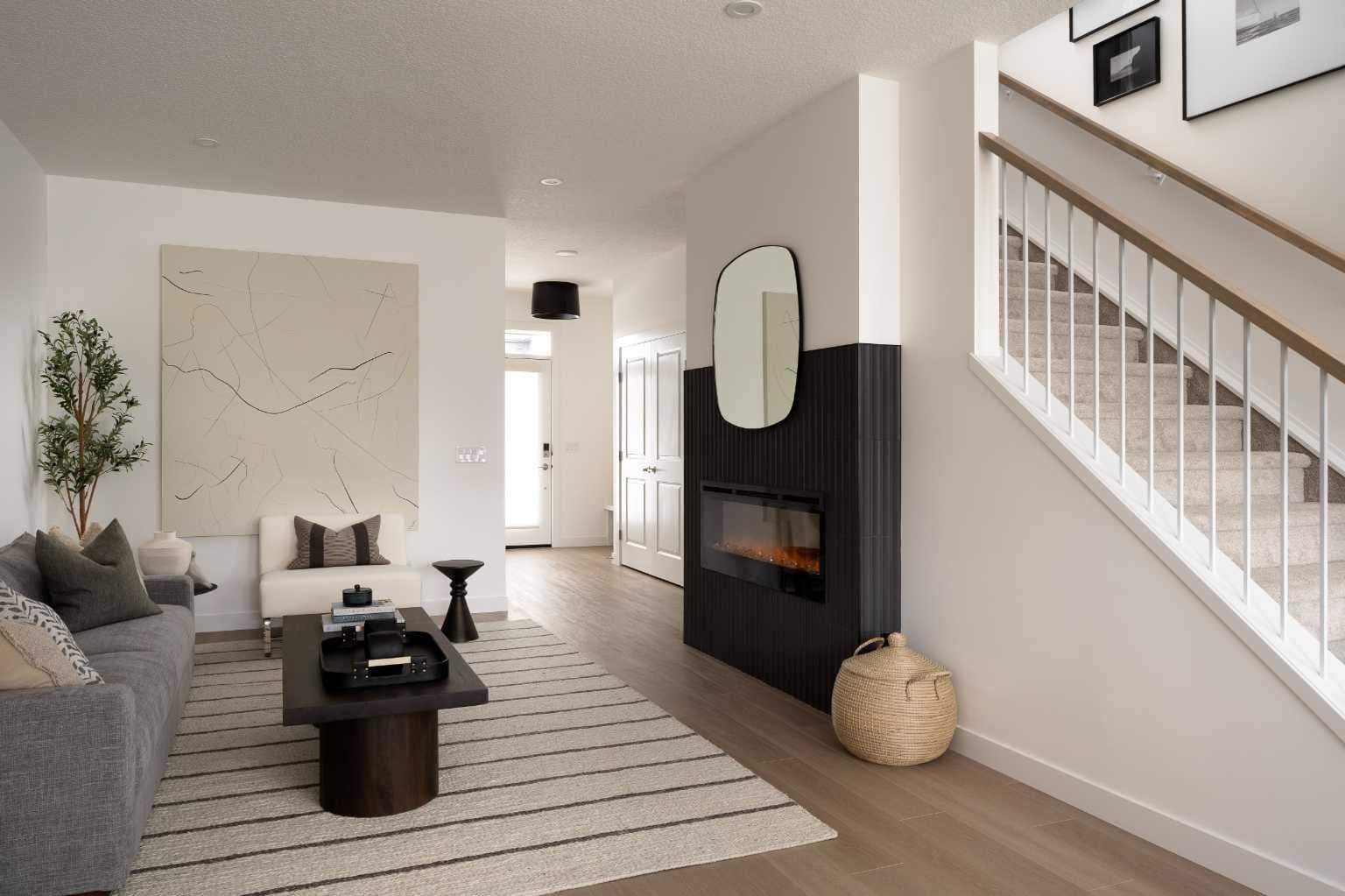 151 Royston Way NW