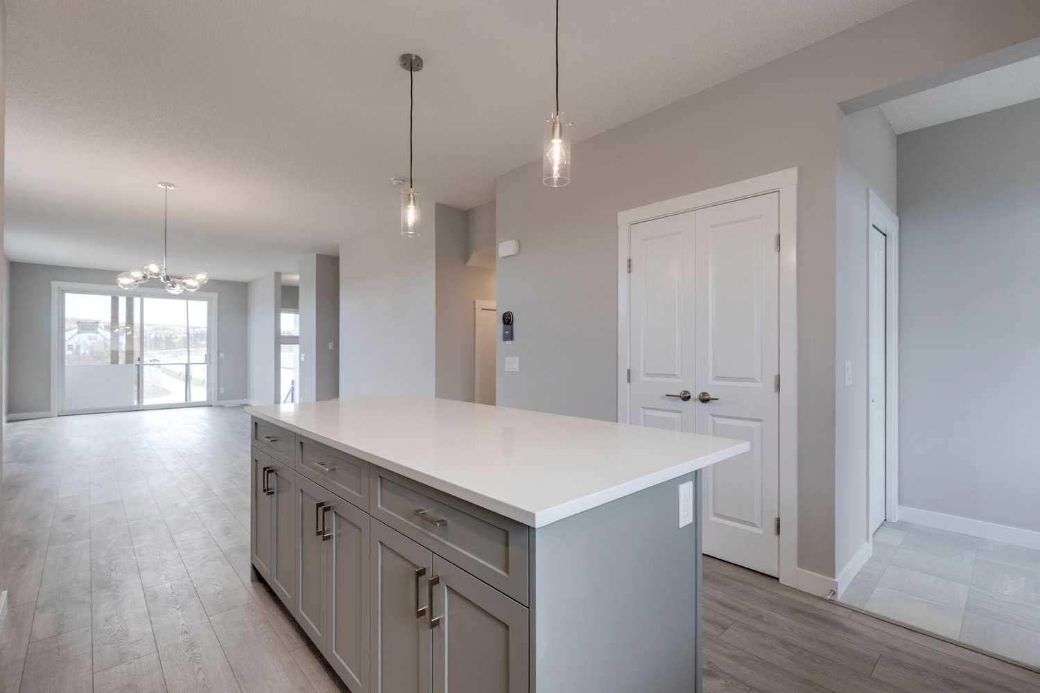 306 Haskayne Drive NW