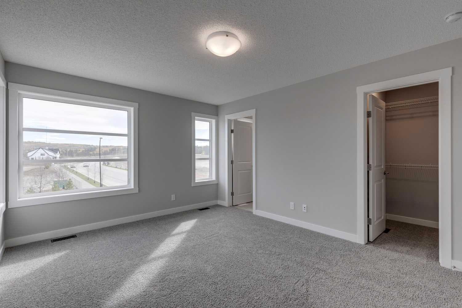 306 Haskayne Drive NW