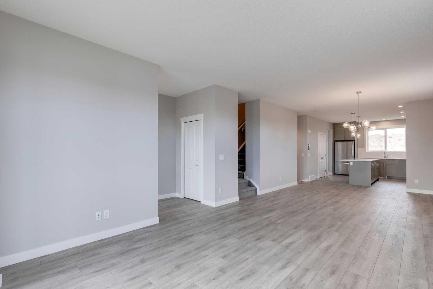 306 Haskayne Drive NW