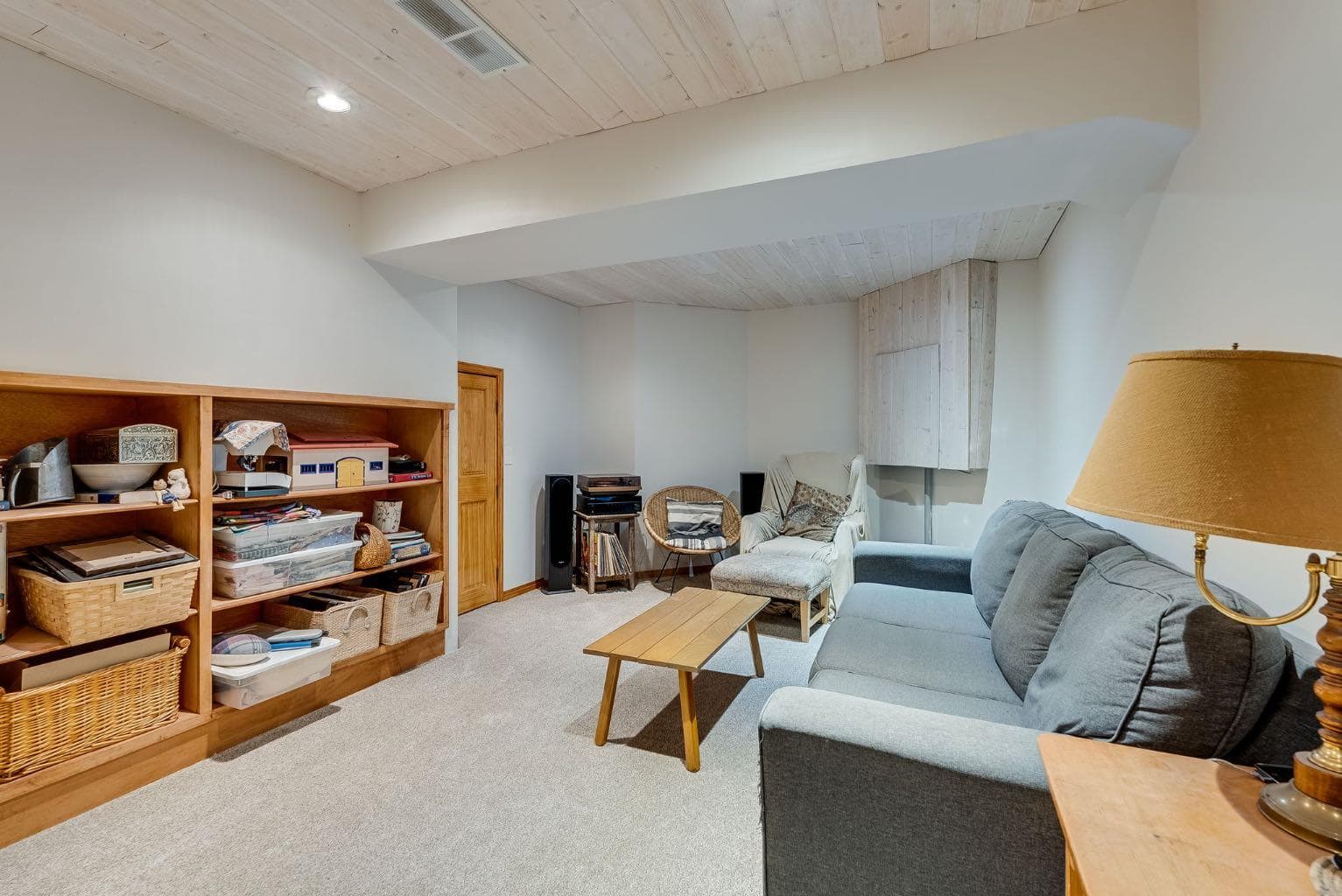 412 Harrison Court 